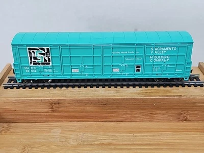 Proto 1000 Series Item 23939  60' Thrall door Boxcar TCAX #30032 - Image 1 of 4