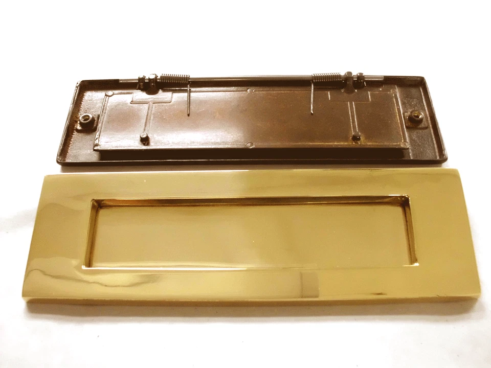 Briefeinwurf Klappe Messing Briefschlitz Postklappe schlicht  Zuhaltefeder klein - Bild 1 von 1