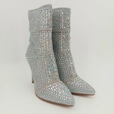 Botas de tacón alto Forever plateadas con estrás para mujer, estilo n.º: EVENT-98, talla 6 SH Foto 1 de 4