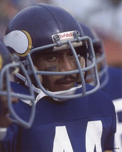 CHCUK FOREMAN PORTRAIT 1976 MINNESOTA VIKINGS 8X10 PHOTO - Picture 1 of 1