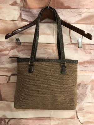 Bolso de hombro The Sak para mujer tejido de nailon cartera cierre medio con cremallera Foto 1 de 4