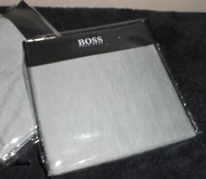 New SET of 2 HUGO BOSS MODERN Abstract Gray Grey EUROPEAN Euro SHAMS - Picture 1 of 4