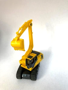 Tomica Japan Excavator car KOMATSU No.9 Driver seat and arm parts movable FS - Picture 1 of 7