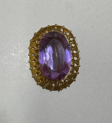 Broche Chapado en Oro con Piedra URSS Alfiler de Caramelo Soviético Ovalado Cristal Lila De Colección Foto 1 de 4