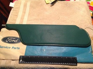 NOS FORD D70Z-6504104-B5R GREEN SUN VISOR COUGAR MUSTANG TRUCK CHECK PARTS LIST - Bild 1 von 7