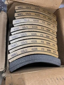 (BOX OF 8) NABI gold 4228 FD XXX FF brake shoe replacement USA, FREE SHIPPING - Picture 1 of 12
