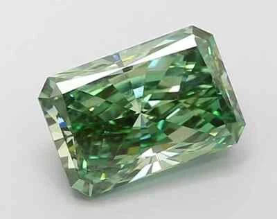 Radiant Fancy Vivid Green 2.26 Cts VS1 IGI Certified Lab Grown CVD Diamond - Image 1 of 4