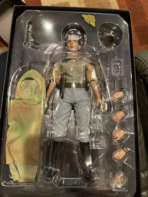 Hot Toys Star Wars Episode 6 Return of the Jedi Princess Leia 1/6 Figure MMS549 - Image 1 of 2