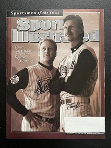 17 dicembre 2001 Curt Schilling & Randy Johnson rivista illustrata sportiva firmata - Foto 1 di 5