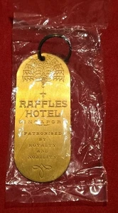 Raffles Hotel Singapore Brass Key Fob Tag Luggage Keychain Collectible New  - Picture 1 of 2
