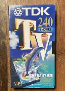 1x TDK TV 240 Minuten 4 Stunden VHS Leer Videokassette - Neu & Verschweißt - Bild 1 von 3