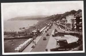 Postcard Isle of Wight view of Sandown Bay posted 1933 RP by Dean - Picture 1 of 2