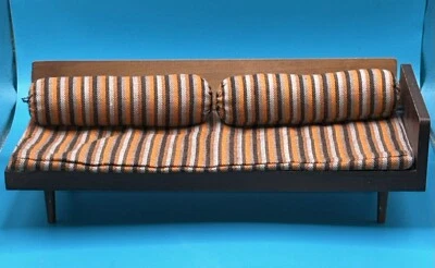 Sofá-cama vintage Mattel moderno Barbie móveis de madeira meados do século Japão 1958 - Imagem 1 de 4
