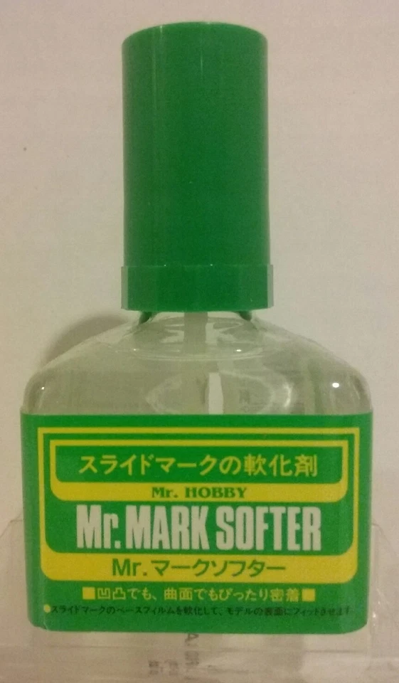 Mr Hobby/Mr Mark Softener MS 231 decal solution. 40ml   - Image 1 of 1