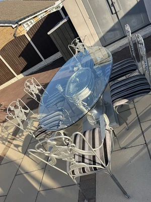  6 Seater Glass Table & chairs - Image 1 of 4
