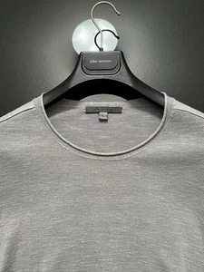 Maglione uomo lusso collezione John Varvatos - lino - grigio foschia - bordo grezzo crew - Foto 1 di 14