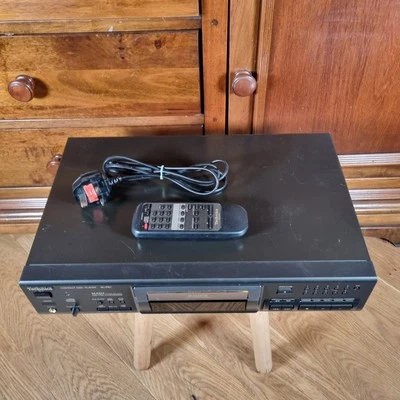 TECHNICS SL-PS7 Hi-Fi 24Bit M.A.S.H Compact Disc Player With Remote  - Image 1 of 4