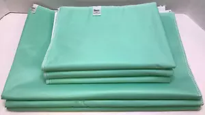 TwinMed Incontinence Bed & Chair Pads, (18) 24"x36" & (18) 18"x24", 36 Pads/Case - Picture 1 of 9
