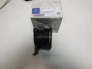 MERCEDES C -E -S KLASSE OM642 MOTORFLANSCH AM DROSSELKLAPPENRÜCKSCHLAG 6420900344 - Bild 1 von 1