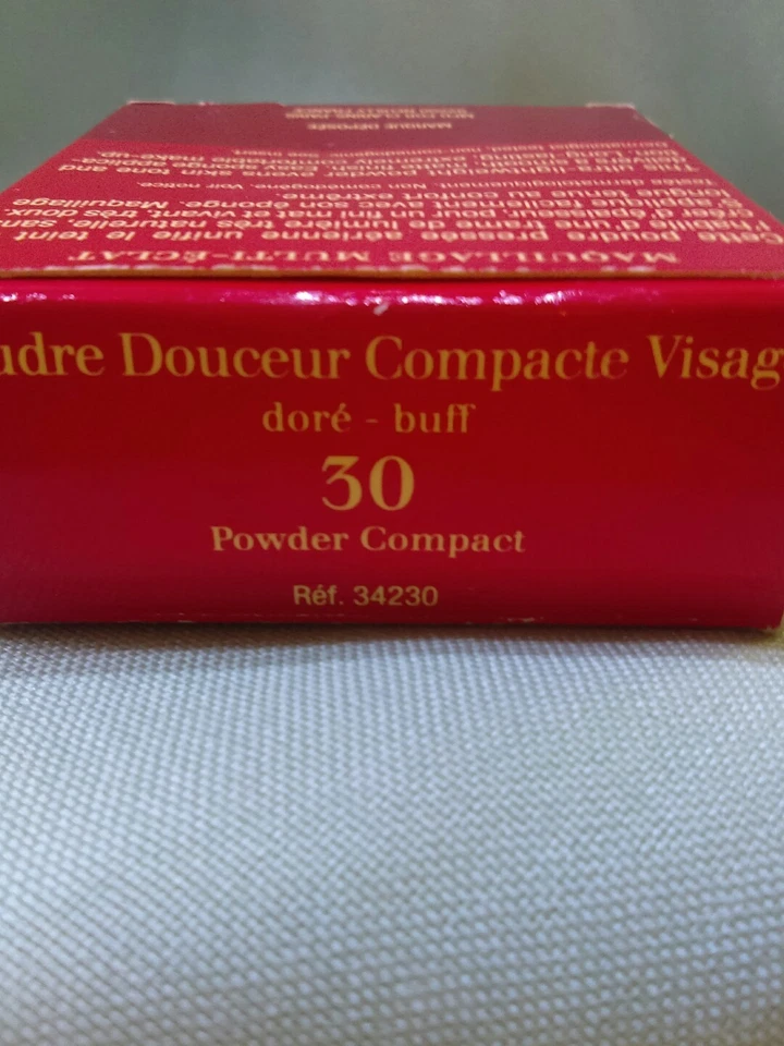 Clarins Compact Face Powder Refill - 30 Buff - New In Box - Image 1 of 1
