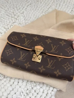 Louis Vuitton Pochette Camille Monogram - Image 1 of 4