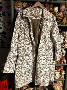 Zu verkaufen! Regenmantel Eddie Bower XXL braun geblümt. Knöpfe müssen nachgenäht werden. Go - Bild 1 von 4