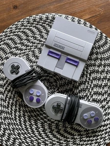 Nintendo Classic SNES Mini Console with 2 Controllers - Picture 1 of 2