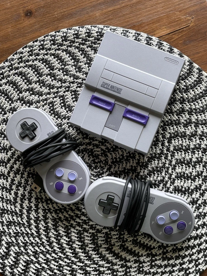 Nintendo Classic SNES Mini Console with 2 Controllers - Image 1 of 2