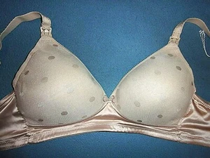 30E (US) Cake Maternity Mousse Dot Wire Free Nursing Bra 25-1023 MSRP $53.00 - Picture 1 of 4