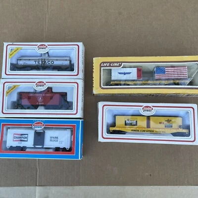 model power train set of 4 Plus Life Like Car, new open box - Image 1 of 4