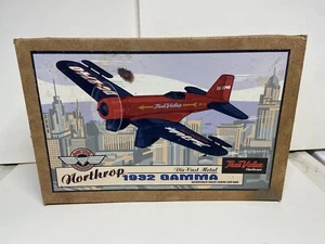 DIECAST ERTL FLUGZEUG NORTHRUP 1932 GAMMA WAHRER WERT HARDWARE BANK NEU IM KARTON - Bild 1 von 19