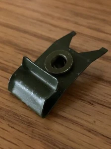 GM #3779294 1963-1968 Corvette Brake Line Clip w/ Rivet Correct Green Finish  - Picture 1 of 4