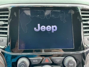 🔥2018-2020 jeep gladiator uconnect 4c 8.4 radio touch lcd Repair Service🔥 - Bild 1 von 1