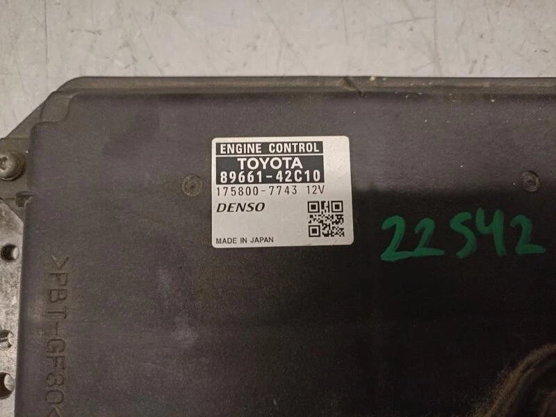 8966142C10 centralina motore per TOYOTA RAV 4 III ( A3 ) 2.2 D 4WD 2005 5473727 - Immagine 1 di 4