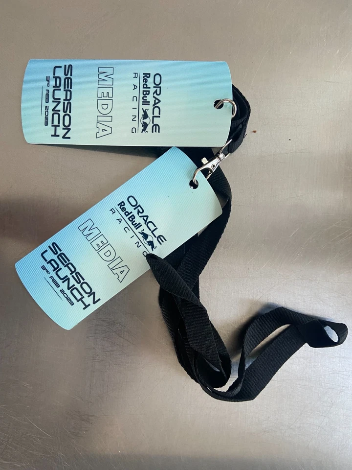 2 Formula 1,F1 红牛媒体通行证。 2023 季度发射通行证 — 第 1/1 张图片