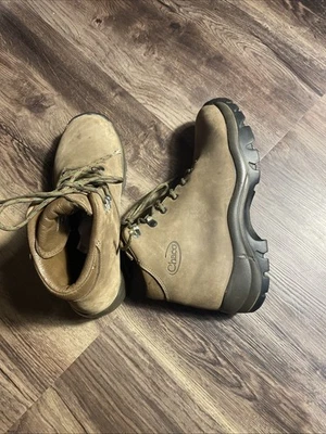 CHACO Hiking Trekking Boots Women Brown Cowhide Made In  ITALY Sz 9 M - Image 1 of 4