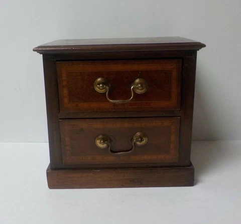 19th C. Mahogany 2-Drawer Miniature Chest - Salesman Sample, Inlaid Banding Cover