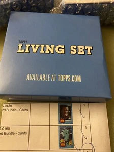 SEALED BUNDLE Topps Star Wars Living Set #189 & 190-LANDO CALRISSIAN-NEEKU VOZO - Picture 1 of 3