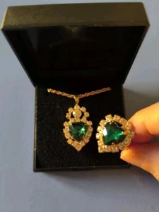 Emerald Green Heart & Clear Crystal Pendant Necklace & Ring. Boxed Gift Idea - Picture 1 of 22