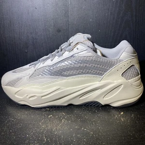 Yeezy 700 V2 Static Brand New (LEFT FOOT ONLY) Size 11 - Picture 1 of 7