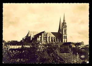 FRANCIA - CHARTRES (EURE-ET-LOIR) LA CATHEDRALE - TARJETA POSTAL USADA (ESP#4104) - Imagen 1 de 2