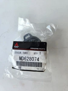 MD628074 Mitsubishi OEM Genuine SENSOR, THROT BODY THROTTLE - Picture 1 of 4