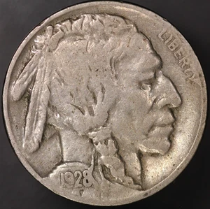 1928 BUFFALO NICKEL- FRESH FROM ORIGINAL COLLECTION-LOT 9458 - Picture 1 of 2