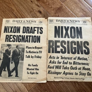 Daily News Donnerstag, 8. und 8. August 1974 Nixon entwirft Rücktritt beide! - Bild 1 von 14