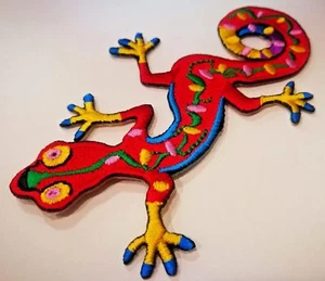 Red Salamander gekko Embroidered Iron on Patch M1 - Picture 1 of 1