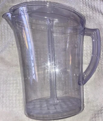 New Pampered Chef Family Quick Stir Pitcher 1 Gallon Clear Plastic Plunger Mixes - Изображение 1 из 4