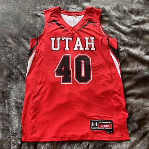 Utah Utes #40 Basketball Team Under armour Team Issued Jersey Womens M 12 Cover