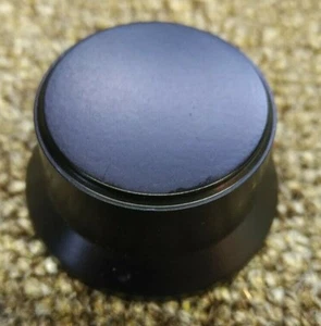 Universal schwarz rund 1 9/16 Zoll LAUTSTÄRKE/LAUFSTEUERUNG AUDIO 1/4" Welle KNOPF - Bild 1 von 3