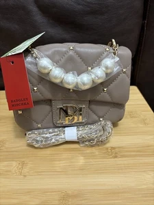 Borsa a mano/tracolla Badgley Mischka trapuntata Chloe Pearl prezzo al pubblico consigliato $129,00 - Foto 1 di 6