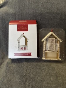 Hallmark Keepsake Collectors Club Cuenta regresiva para adorno de Navidad Nuevo en caja - Imagen 1 de 3
